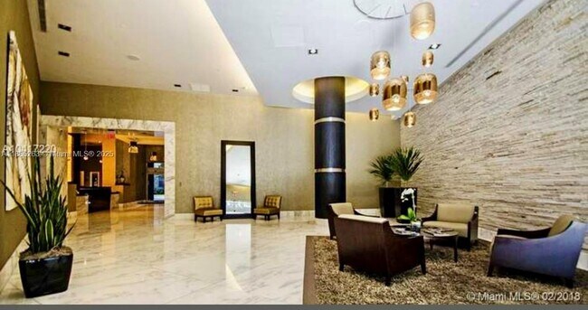 Building Photo - 1250 S Miami Ave