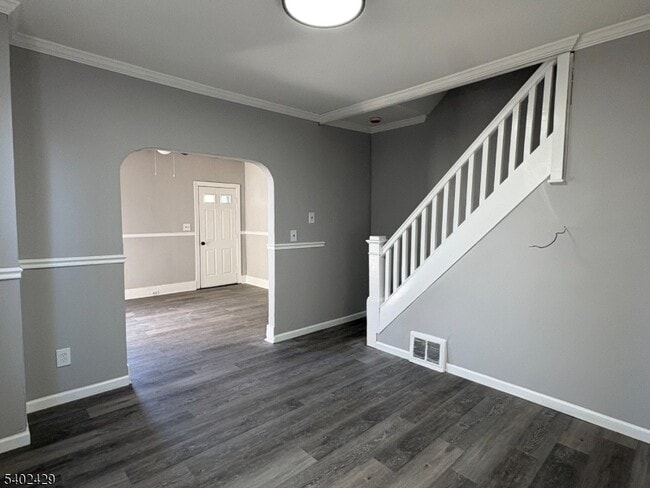 Building Photo - 741 North Blvd