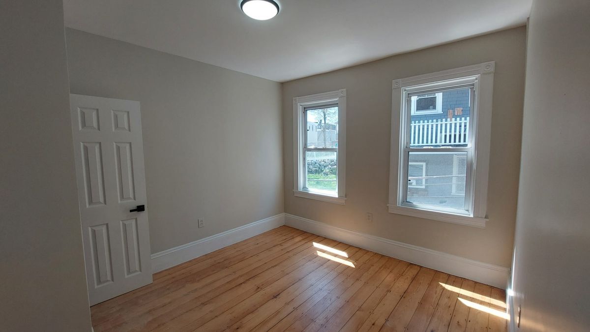 Building Photo - 9 Woodville Park