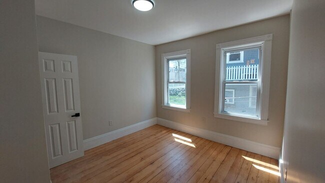 Building Photo - 9 Woodville Park