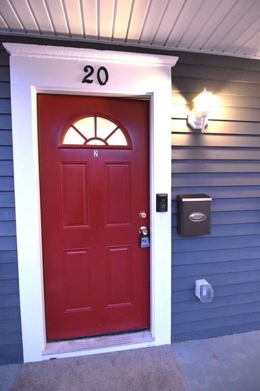 Building Photo - 20 11th St