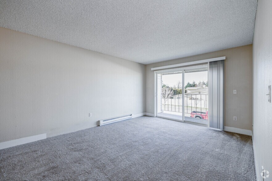 1BR, 1BA - 570SF - Living Room - SUNDANCER APARTMENTS