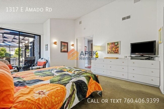 Building Photo - 1317 E Amado Rd