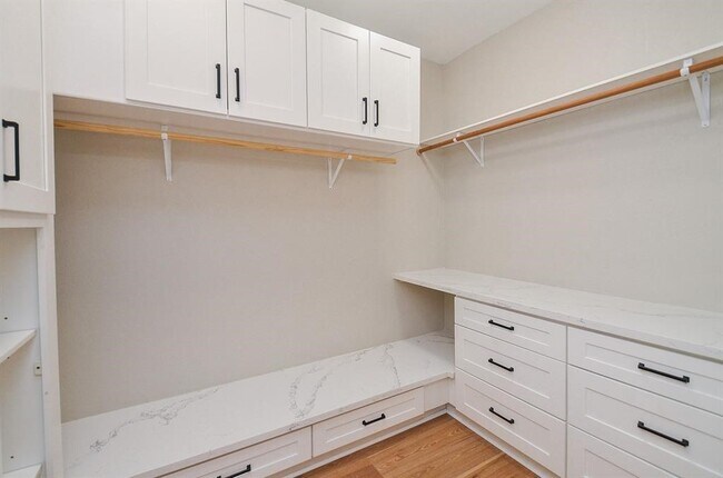Building Photo - 15735 Tanya Cir