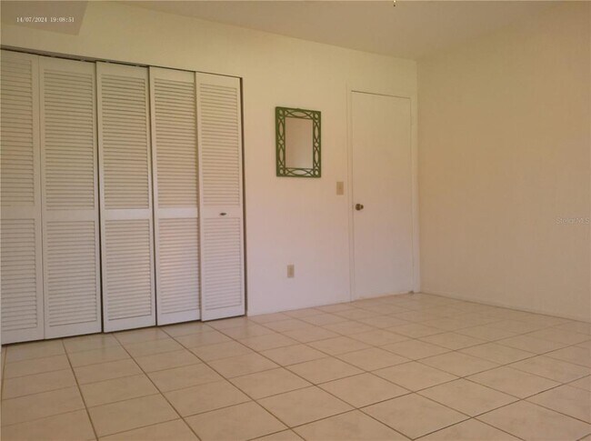 Building Photo - 2400 Franciscan Dr