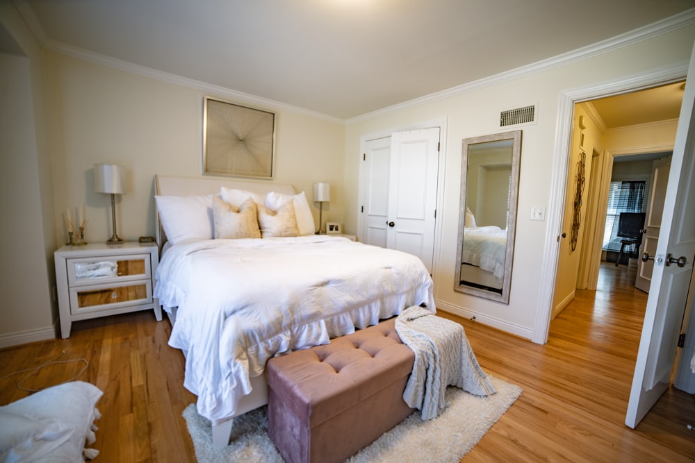 Building Photo - 4000 Oak St