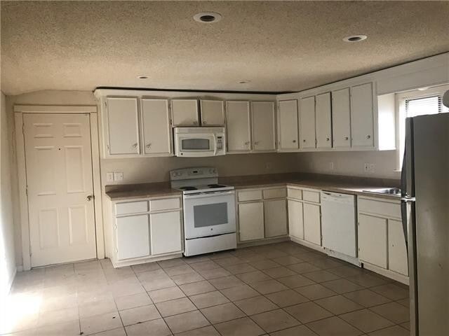 Building Photo - 510 Sunset Dr