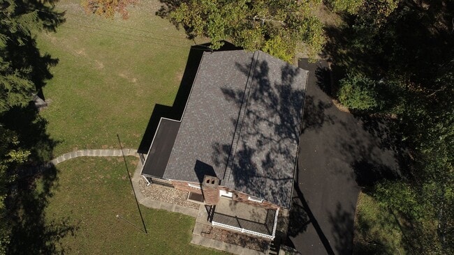 Building Photo - 2 Bedroom Home For Rent in Greensburg