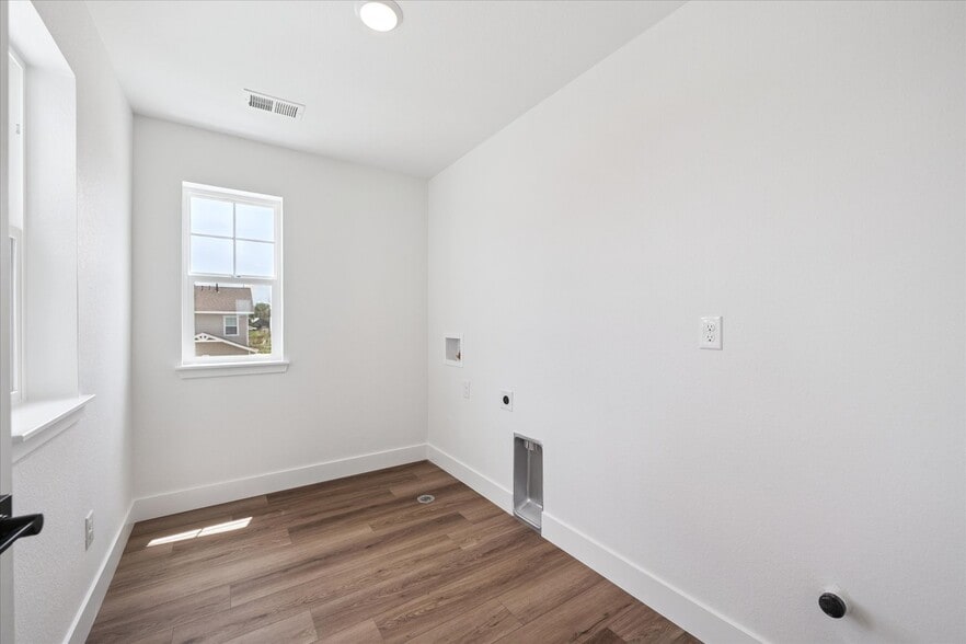 Building Photo - 1131 Joseph Pl