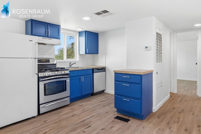 Building Photo - 6525 N Brushtail Ln