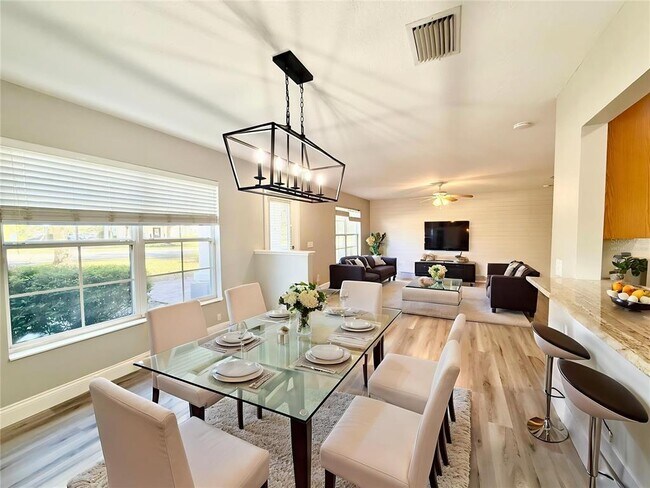 Building Photo - 9604 Charlesberg Dr