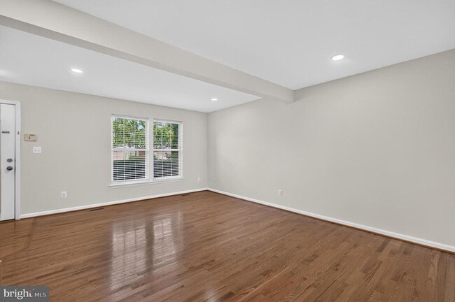 Building Photo - 15044 Gaffney Cir