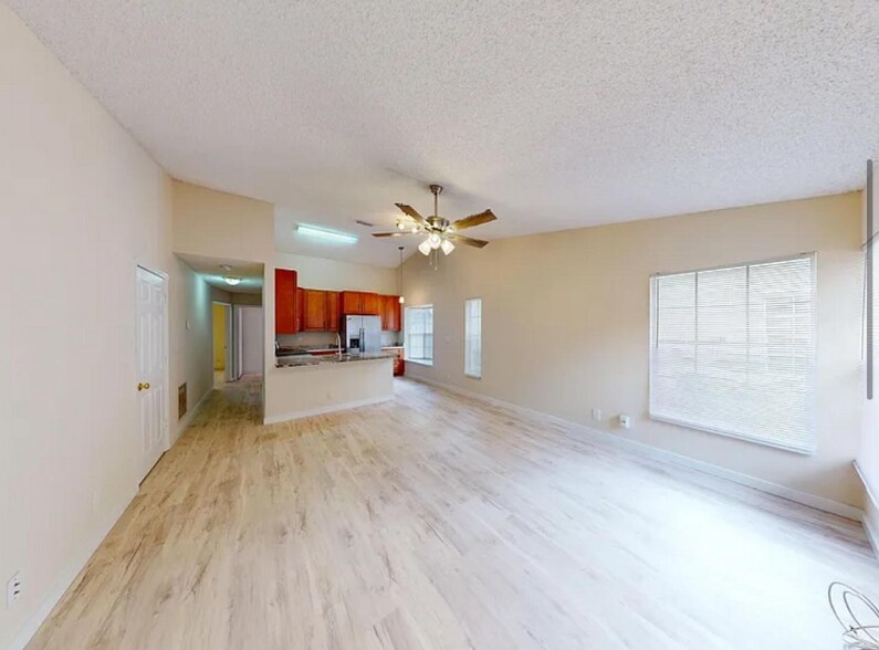 Building Photo - 86 Pheasant Run Blvd