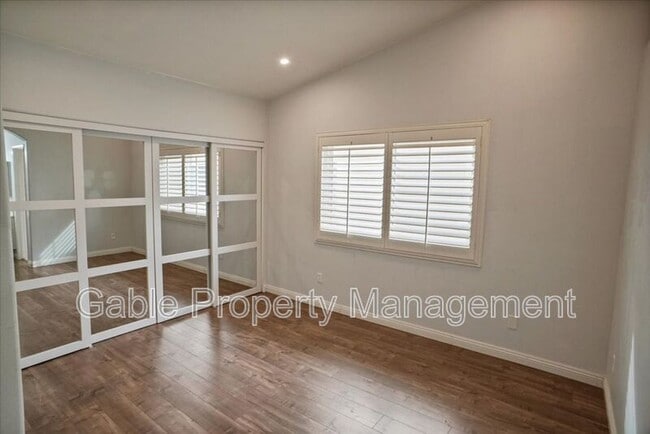 Building Photo - 18716 Vista Del Canon