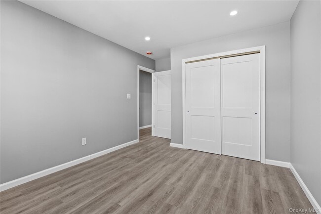 Building Photo - 310 Lindell Blvd