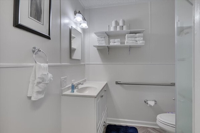 Building Photo - 4217 Neal Rd