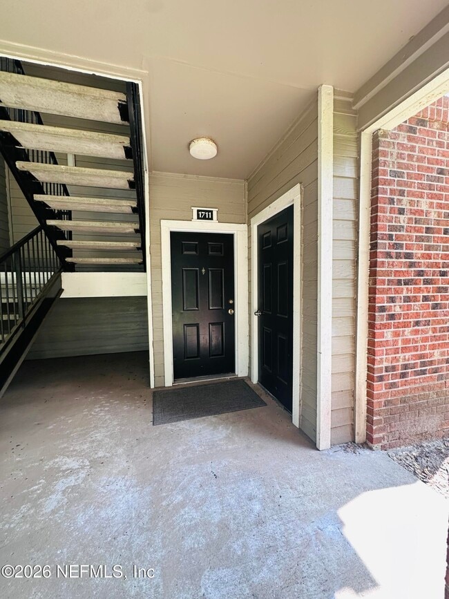 Building Photo - 3938 Hendricks Ave