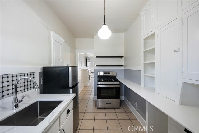 Building Photo - 242 Gaviota Ave