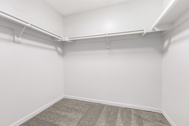 Building Photo - 4938 N 74th St