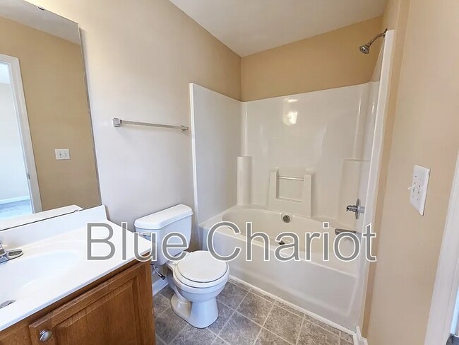 Building Photo - 650 Ganyard Farm Way
