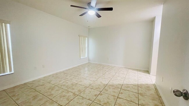 Building Photo - 4044 Marina Isle Dr
