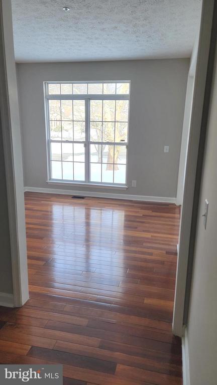 Building Photo - 10011 Welshire Dr