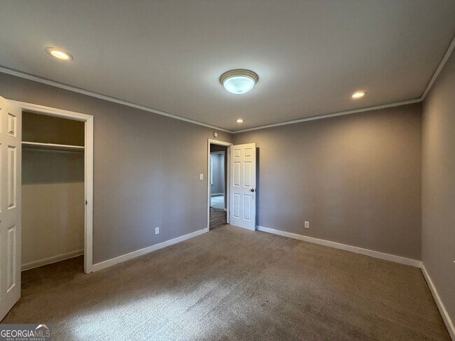 Building Photo - 109 Scarlett Dr