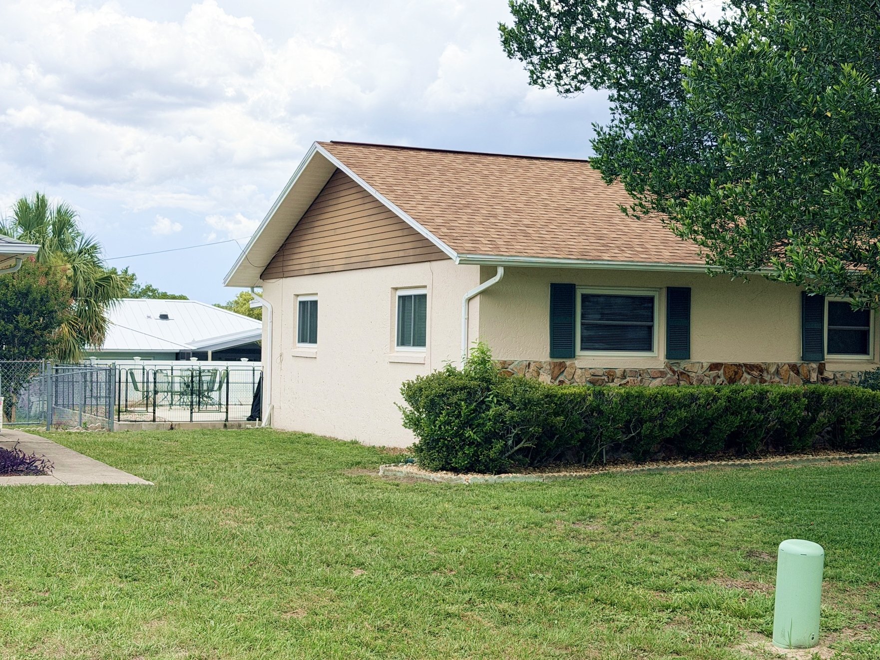 Building Photo - 653 W Buttonbush Dr