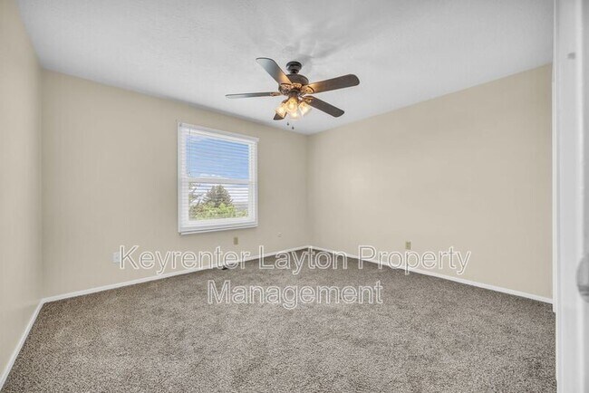 Building Photo - 2420 Bonneville Terrace Dr
