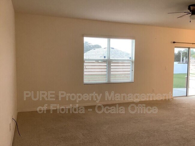 Building Photo - 2880 NE 43rd Rd