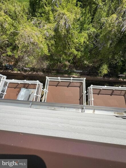 Building Photo - 7231 Mountaineer Dr