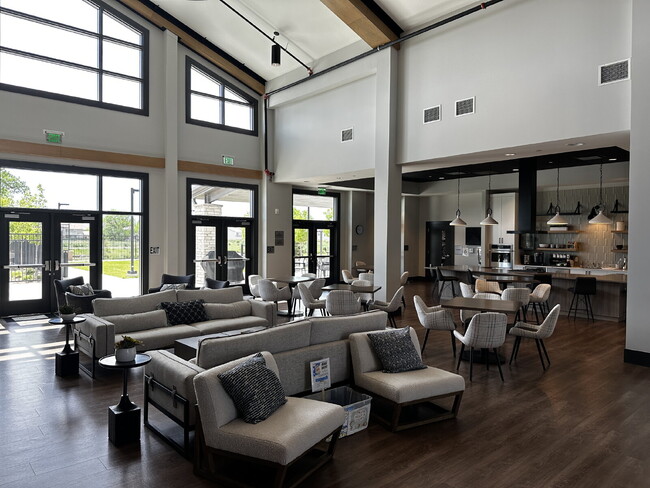 Building Photo - **AVAILABLE NOW!! Age 55+ Gated Community ...