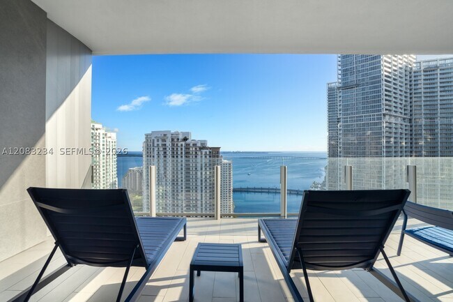 Building Photo - 300 Biscayne Blvd