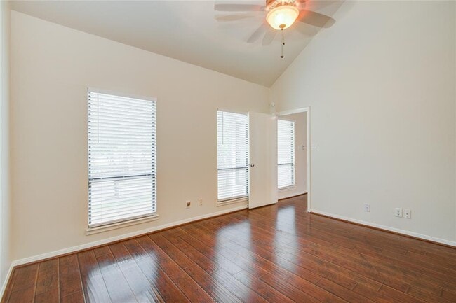 Building Photo - 4144 Greystone Way