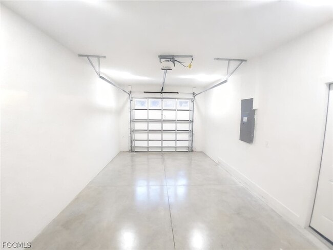 Building Photo - 5358 30th St SW