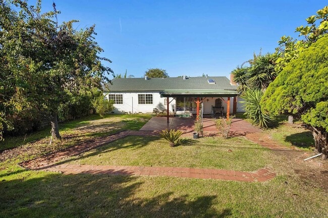 Building Photo - Chula Vista