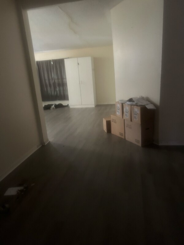 Building Photo - 5697 N Highland Park Dr