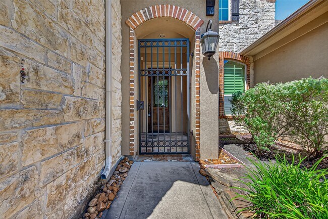 Building Photo - 10834 Poolman Pl