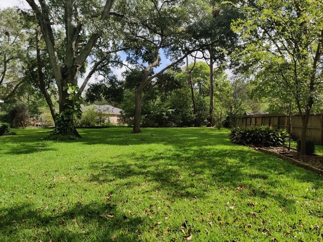 Building Photo - 1914 Seakale Ln