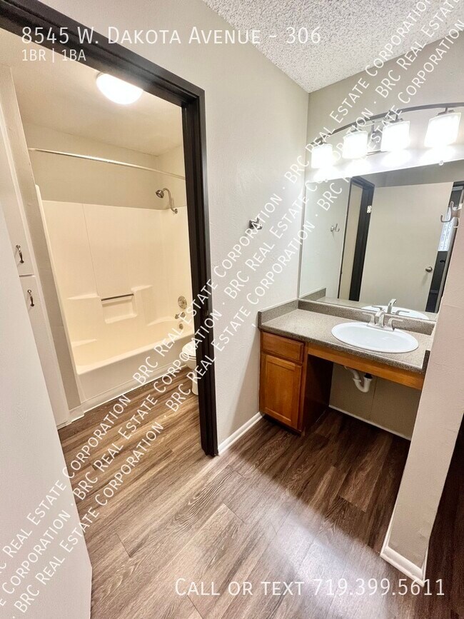 Building Photo - 8545 W Dakota Ave