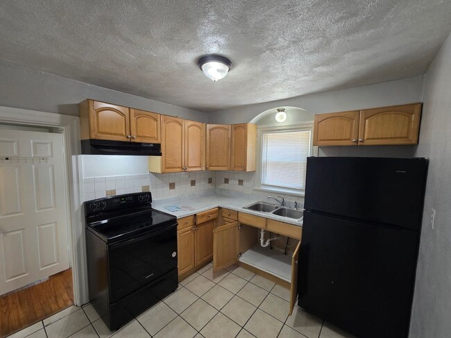 Building Photo - 5361 Wilborn Dr