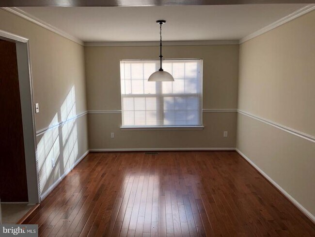 Building Photo - 12 Morrissey Stone Ct