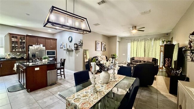 Building Photo - 9160 Olmo Ct