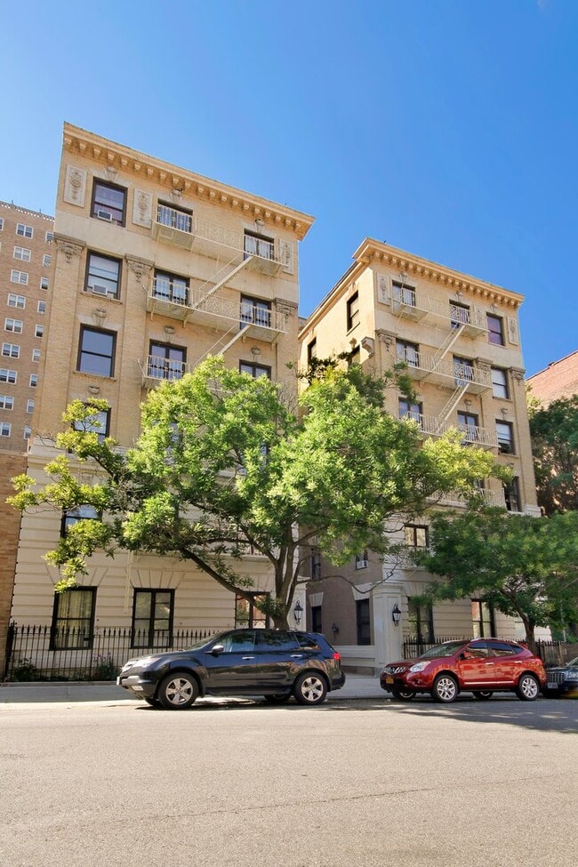 Building Photo - 175 Claremont Ave