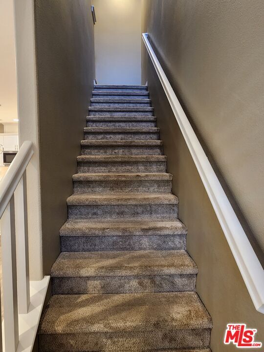 Building Photo - 28729 Jardineras Dr