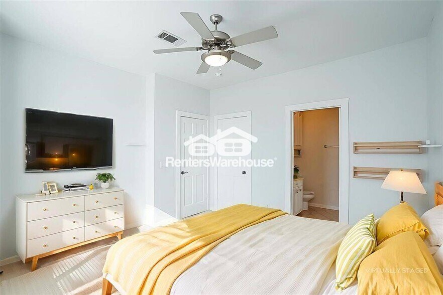 Building Photo - 3818 Hazard St