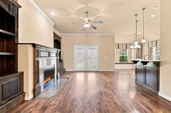 Building Photo - 10724 Masters Cir