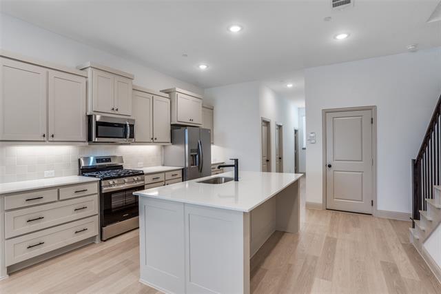 Building Photo - 1226 Lopiano Wy