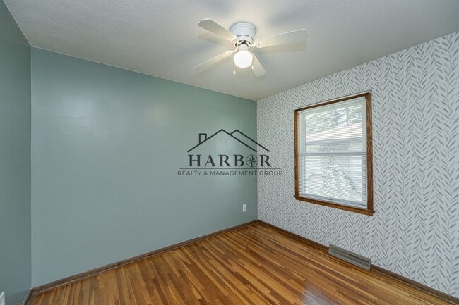 Building Photo - Single Family Home - Coming Soon!