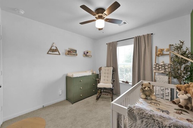 Building Photo - 22510 Red Sparrow Dr
